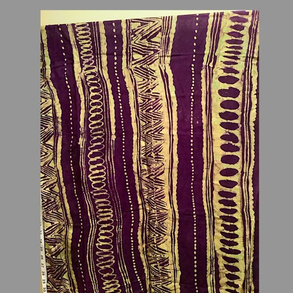 Yoruba-adire Purple & light green rectangle patterned scarf, custom-dyed - Picture 3 of 11